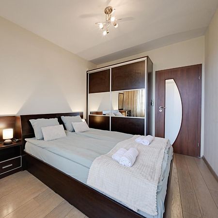 Southpark Luxe - Free Underground Parking Apartment Sofia Exterior foto